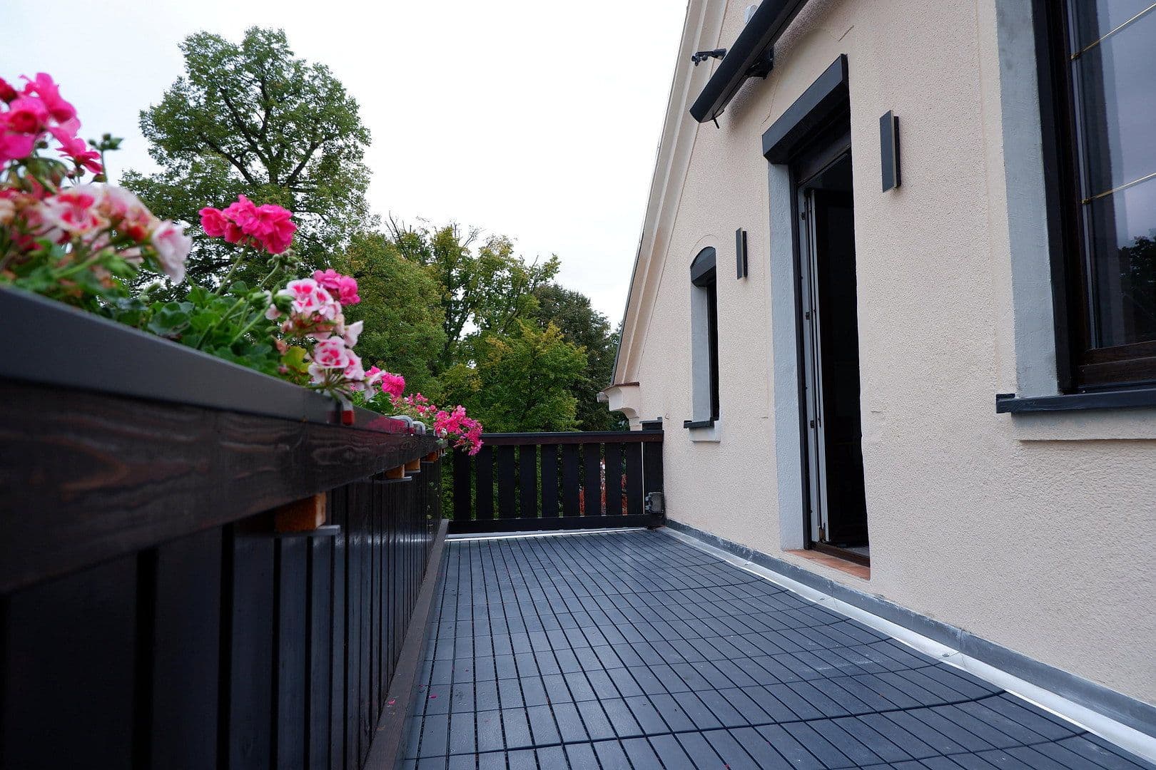 Prenájom bytu 4-izbový 105 m², Wilkau-Haßlau, Sasko Prenájom bytu 4-izbový 105 m², Wilkau-Haßlau, Sasko