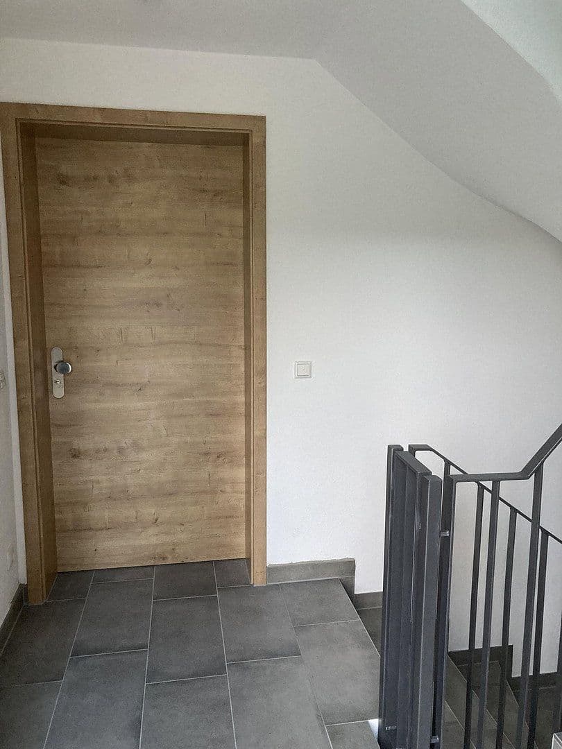 Prenájom bytu 3-izbový 96 m², Haag in Oberbayern, Bavorsko Prenájom bytu 3-izbový 96 m², Haag in Oberbayern, Bavorsko