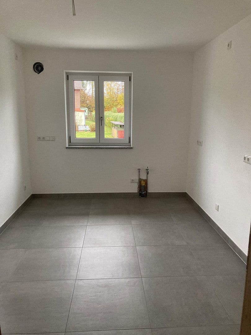 Prenájom bytu 3-izbový 96 m², Haag in Oberbayern, Bavorsko Prenájom bytu 3-izbový 96 m², Haag in Oberbayern, Bavorsko