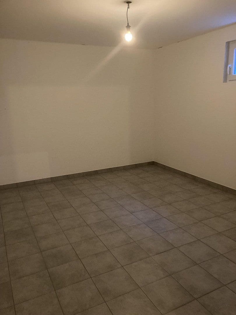 Prenájom bytu 3-izbový 96 m², Haag in Oberbayern, Bavorsko Prenájom bytu 3-izbový 96 m², Haag in Oberbayern, Bavorsko