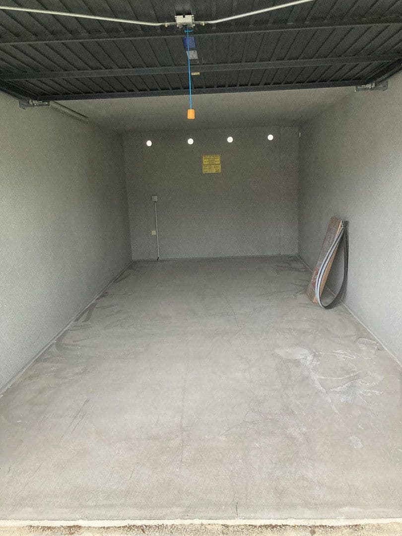 Prenájom bytu 3-izbový 96 m², Haag in Oberbayern, Bavorsko Prenájom bytu 3-izbový 96 m², Haag in Oberbayern, Bavorsko