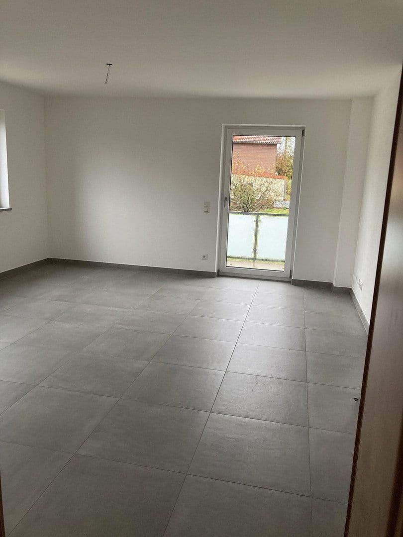 Prenájom bytu 3-izbový 96 m², Haag in Oberbayern, Bavorsko Prenájom bytu 3-izbový 96 m², Haag in Oberbayern, Bavorsko