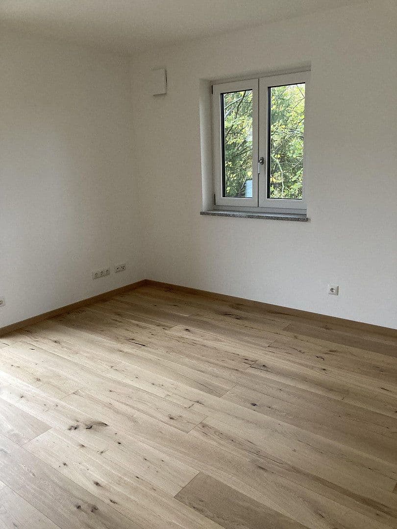 Prenájom bytu 3-izbový 96 m², Haag in Oberbayern, Bavorsko Prenájom bytu 3-izbový 96 m², Haag in Oberbayern, Bavorsko