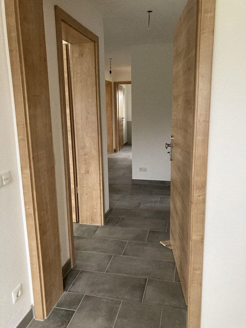 Prenájom bytu 3-izbový 96 m², Haag in Oberbayern, Bavorsko Prenájom bytu 3-izbový 96 m², Haag in Oberbayern, Bavorsko