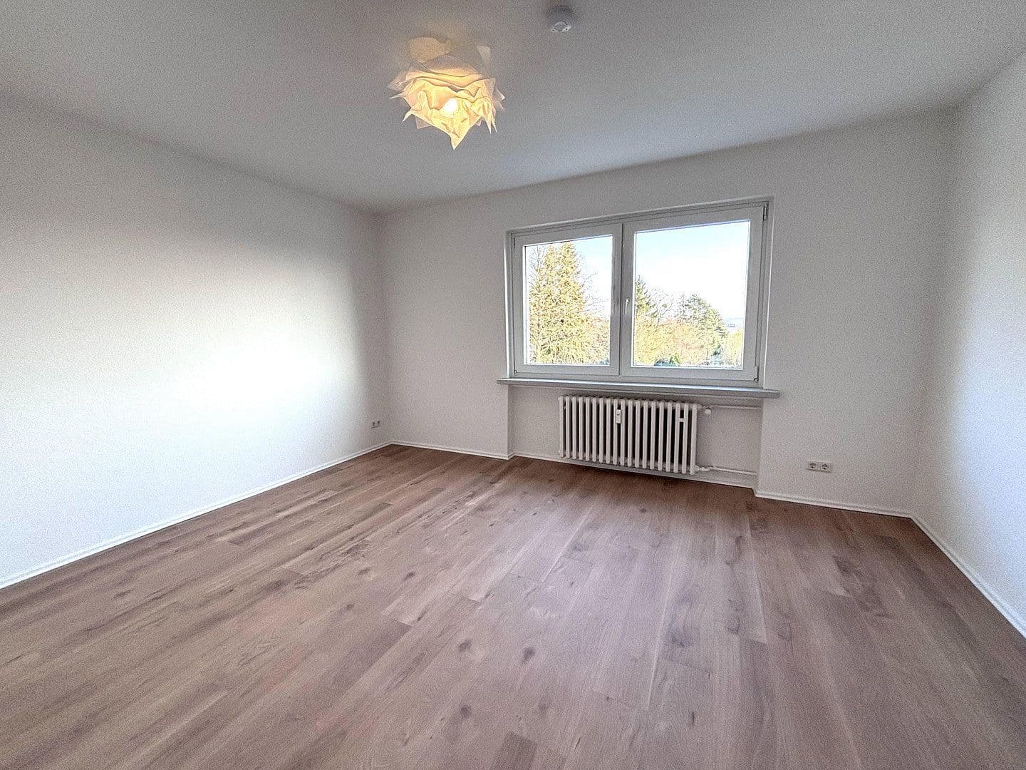 Predaj bytu 3-izbový 75 m², Mittelberg 31, Göttingen, Dolné Sasko Predaj bytu 3-izbový 75 m², Mittelberg 31, Göttingen, Dolné Sasko