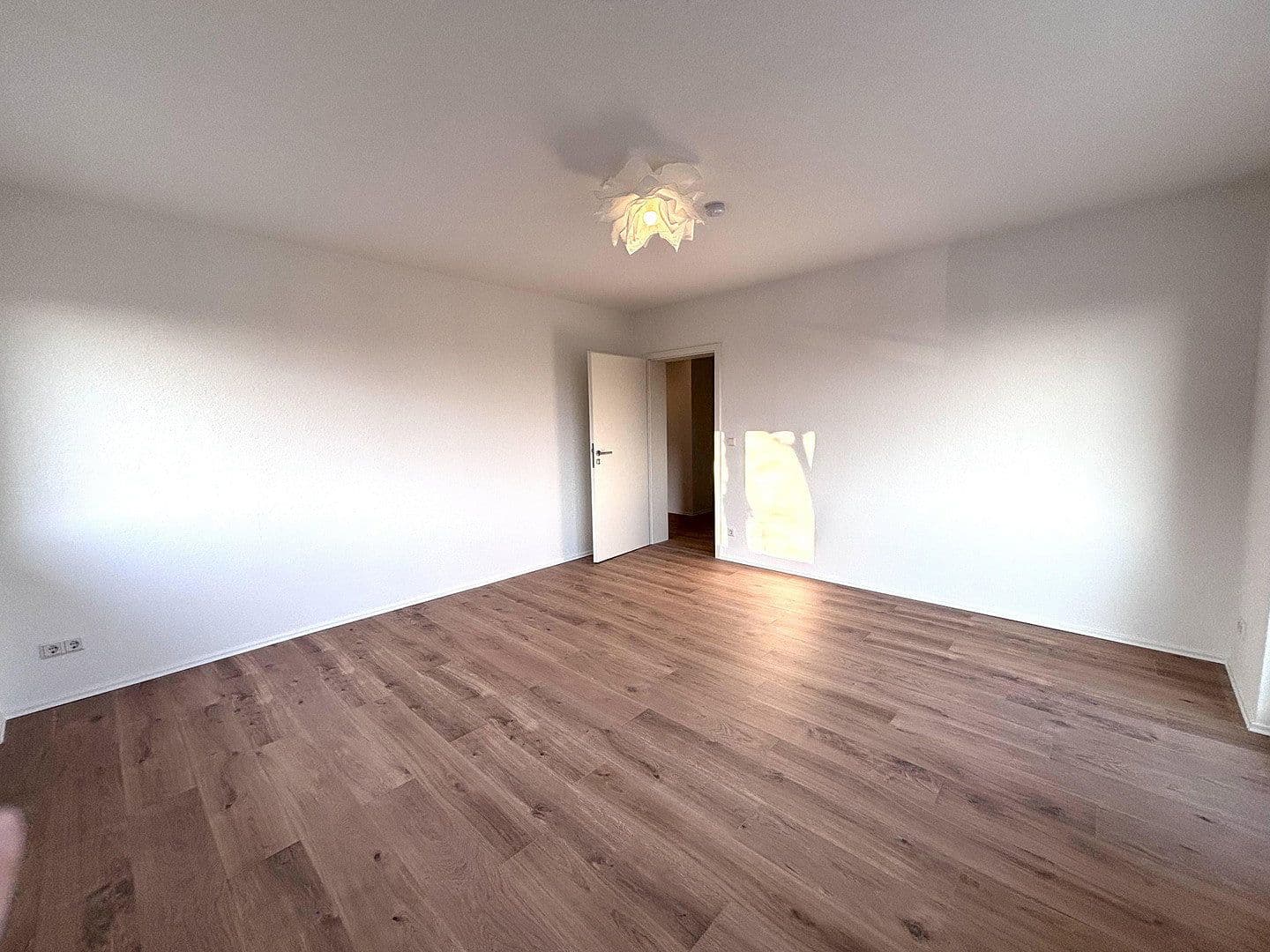 Predaj bytu 3-izbový 75 m², Mittelberg 31, Göttingen, Dolné Sasko Predaj bytu 3-izbový 75 m², Mittelberg 31, Göttingen, Dolné Sasko