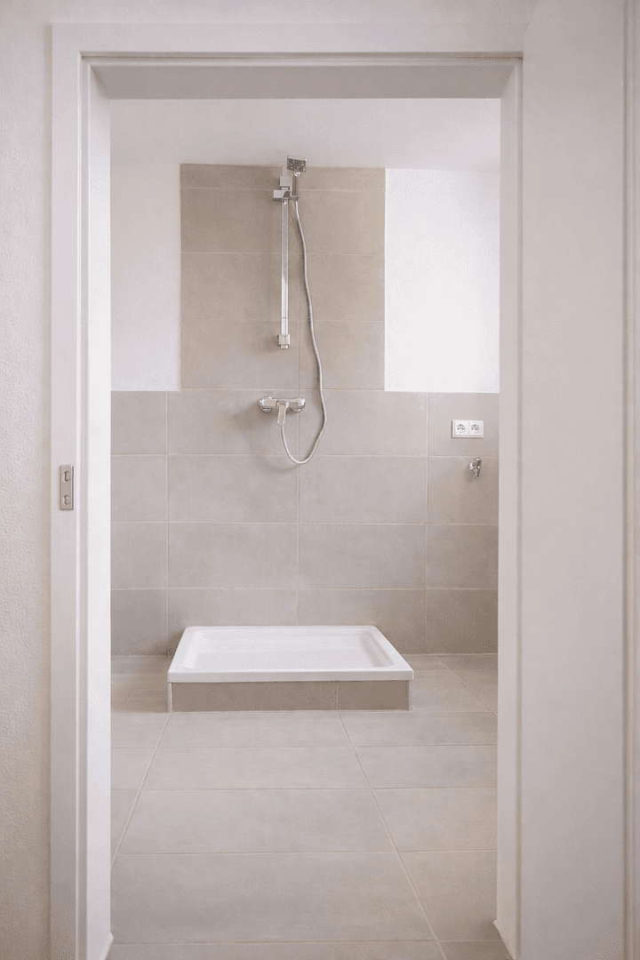 Predaj bytu 4-izbový 88 m², Hildesheimer Str. 66, Dresden, Sasko Predaj bytu 4-izbový 88 m², Hildesheimer Str. 66, Dresden, Sasko