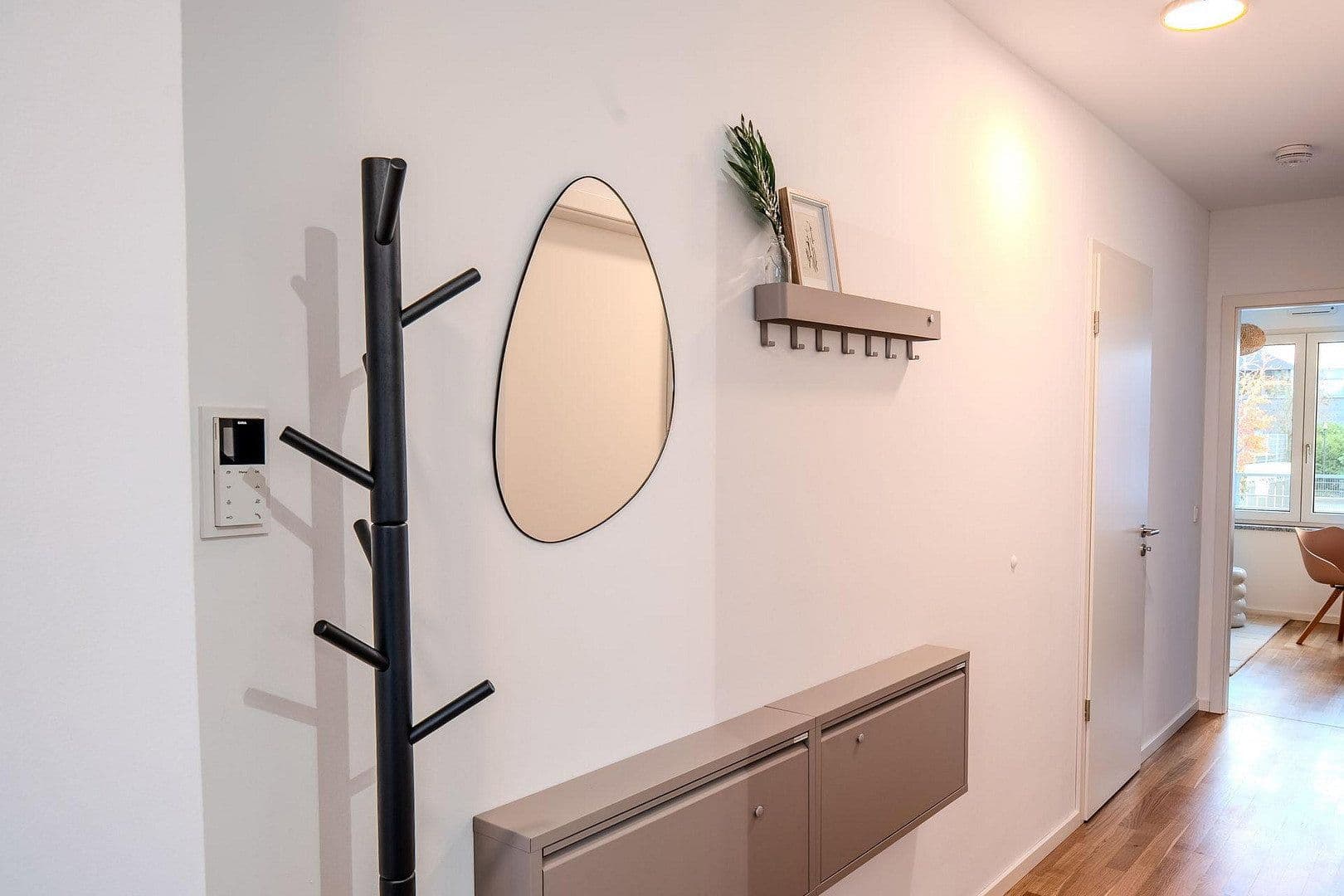 Prenájom bytu 3-izbový 66 m², Frankfurt am Main, Hesensko Prenájom bytu 3-izbový 66 m², Frankfurt am Main, Hesensko