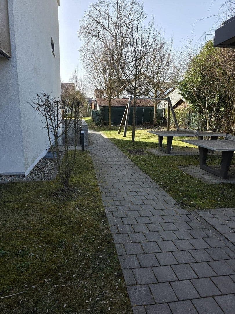 Prenájom bytu 3-izbový 51 m², Regensburgerstr. 41, Ingolstadt, Bavorsko Prenájom bytu 3-izbový 51 m², Regensburgerstr. 41, Ingolstadt, Bavorsko