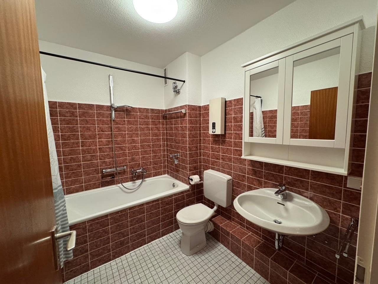 Predaj bytu 4-izbový 93 m², Hamburg, Hamburg Predaj bytu 4-izbový 93 m², Hamburg, Hamburg