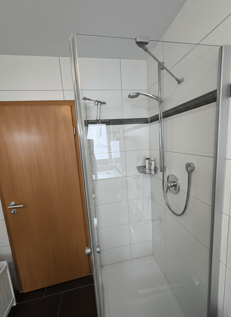 Prenájom bytu 3-izbový 95 m², Augsburg, Bavorsko Prenájom bytu 3-izbový 95 m², Augsburg, Bavorsko