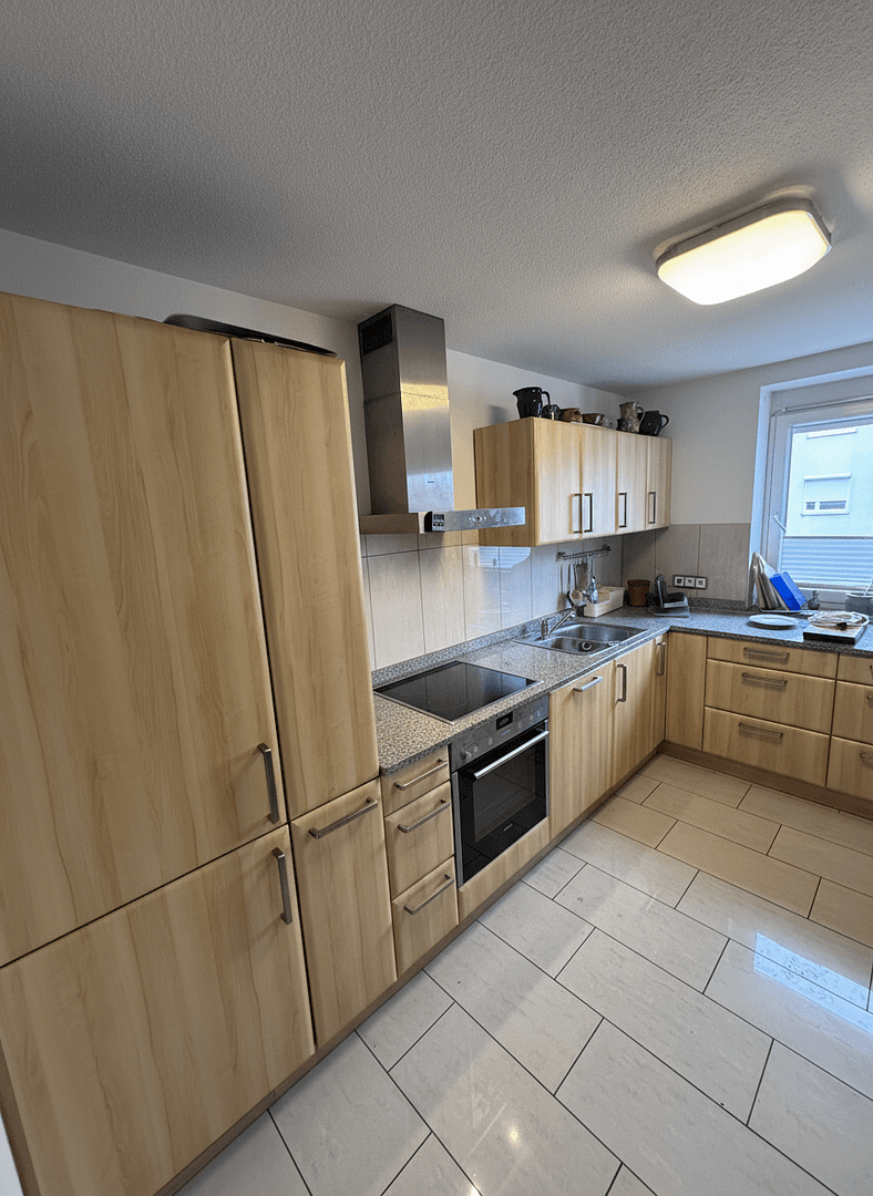 Prenájom bytu 3-izbový 95 m², Augsburg, Bavorsko Prenájom bytu 3-izbový 95 m², Augsburg, Bavorsko