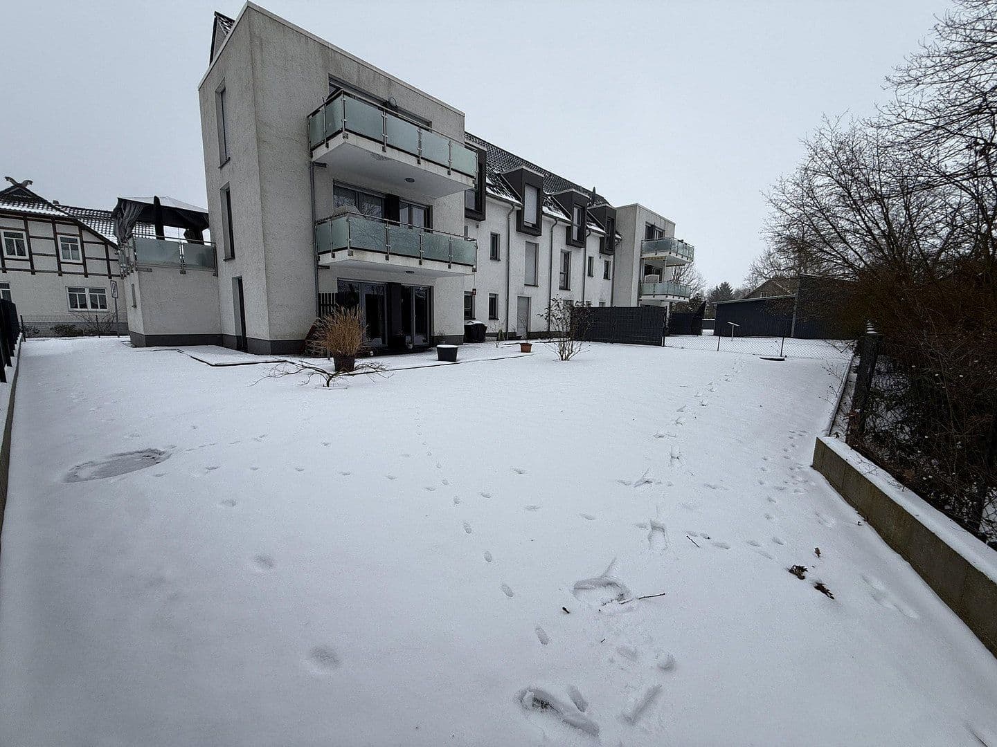 Prenájom bytu 4-izbový 110 m², Sassenburg, Dolné Sasko Prenájom bytu 4-izbový 110 m², Sassenburg, Dolné Sasko