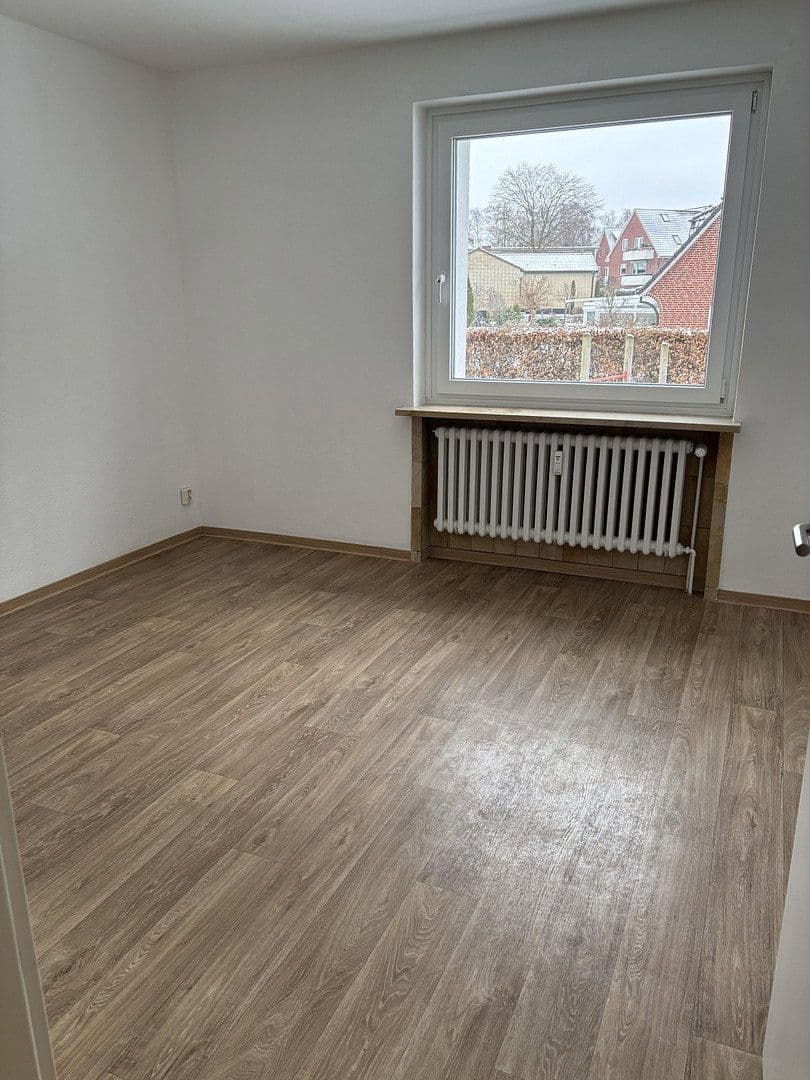 Prenájom bytu 4-izbový 87 m², Pinneberger Straße 55, Wedel, Šlezvicko-Holštajnsko Prenájom bytu 4-izbový 87 m², Pinneberger Straße 55, Wedel, Šlezvicko-Holštajnsko