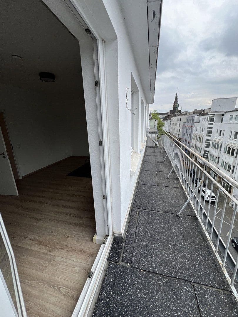 Prenájom bytu 2-izbový 59 m², Luisenstraße 28, Wuppertal, Severné Porýnie - Westfálsko Prenájom bytu 2-izbový 59 m², Luisenstraße 28, Wuppertal, Severné Porýnie - Westfálsko