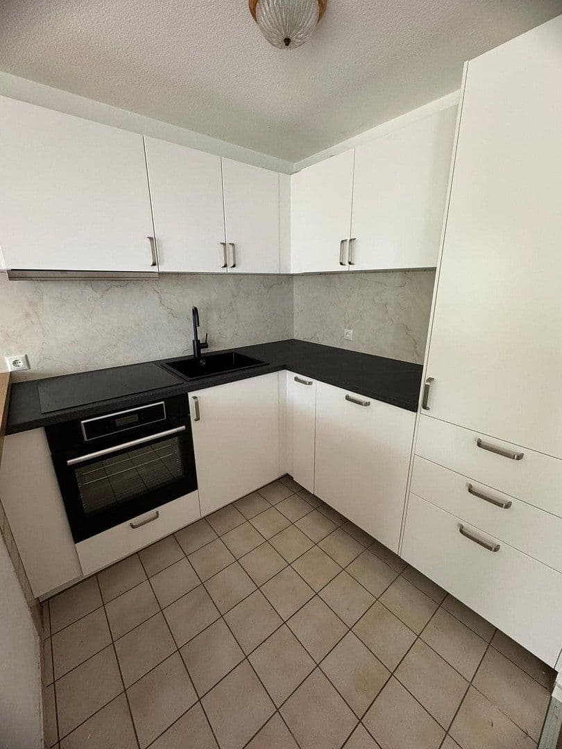 Prenájom bytu 2-izbový 61 m², Friedrichstraße 46, Denkendorf, Bádensko-Wurttembersko Prenájom bytu 2-izbový 61 m², Friedrichstraße 46, Denkendorf, Bádensko-Wurttembersko