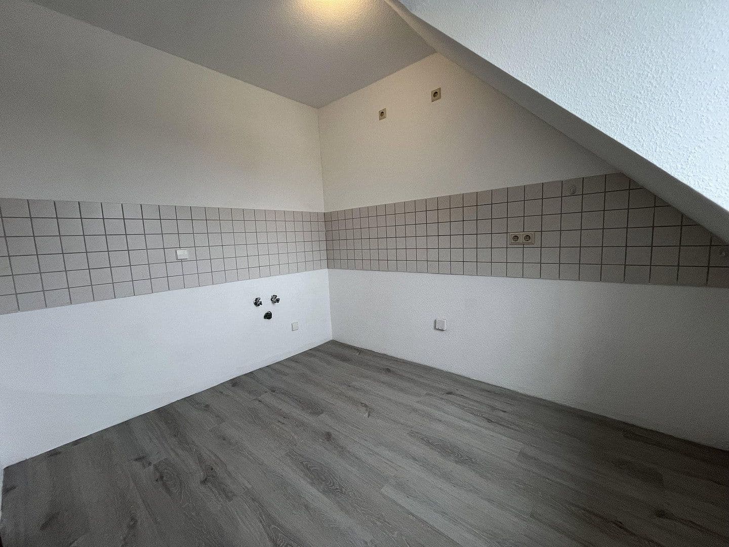Prenájom bytu 1-izbový 42 m², Seminarist. 20d, Schneeberg, Sasko Prenájom bytu 1-izbový 42 m², Seminarist. 20d, Schneeberg, Sasko