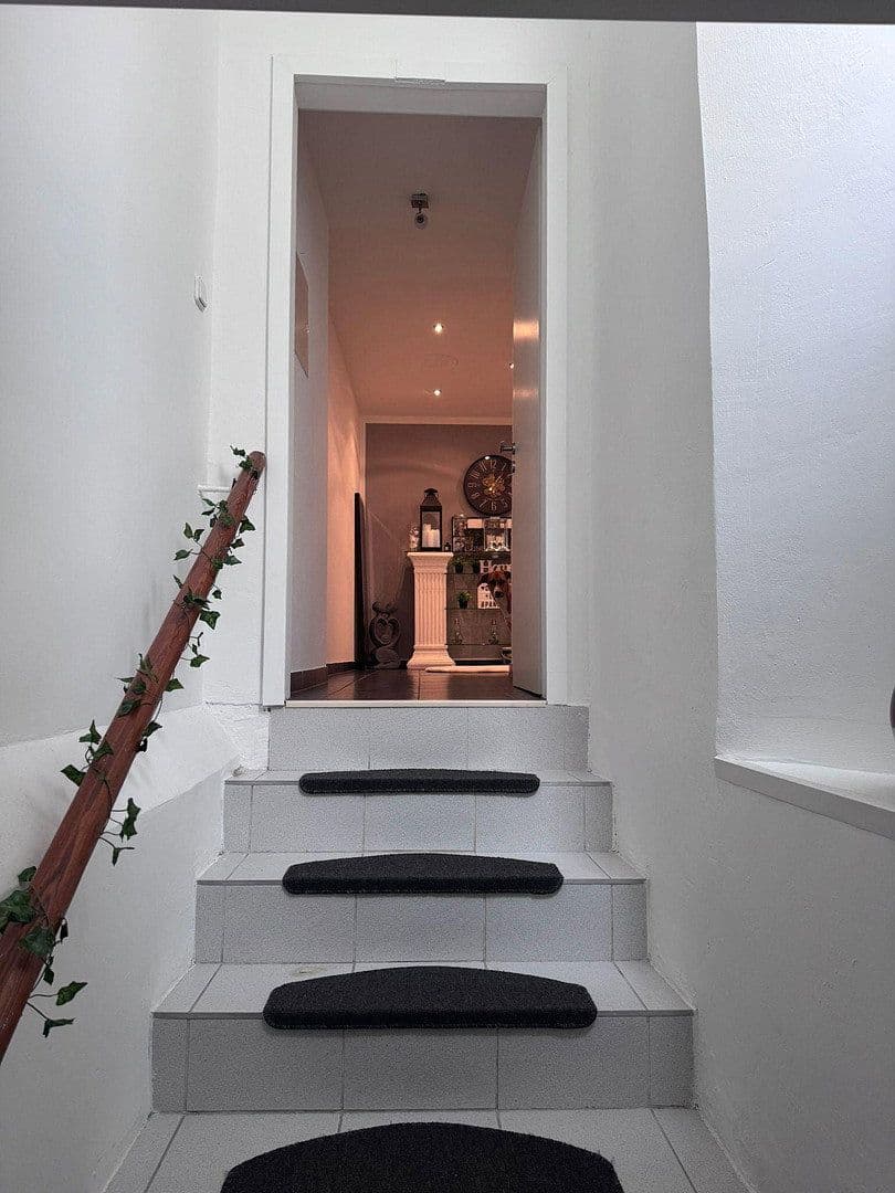 Prenájom bytu 2-izbový 105 m², Mallinckrodtstrasse 179, Dortmund, Severné Porýnie - Westfálsko Prenájom bytu 2-izbový 105 m², Mallinckrodtstrasse 179, Dortmund, Severné Porýnie - Westfálsko