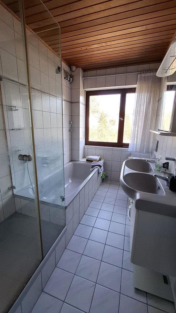 Predaj domu 190 m², pozemek 629 m², Darmstadt, Hesensko Predaj domu 190 m², pozemek 629 m², Darmstadt, Hesensko