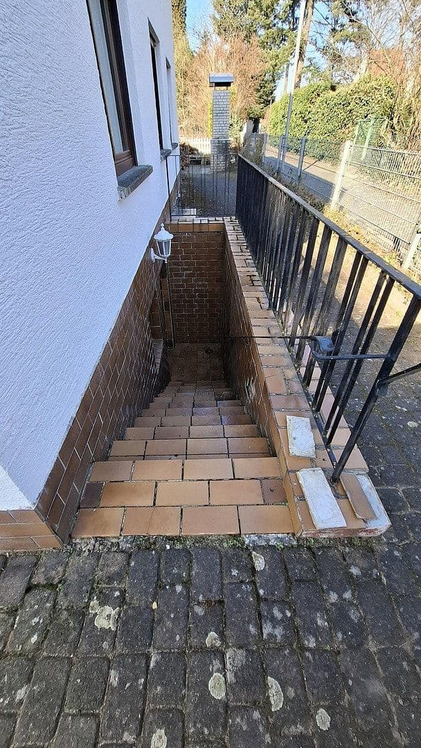 Predaj domu 190 m², pozemek 629 m², Darmstadt, Hesensko Predaj domu 190 m², pozemek 629 m², Darmstadt, Hesensko