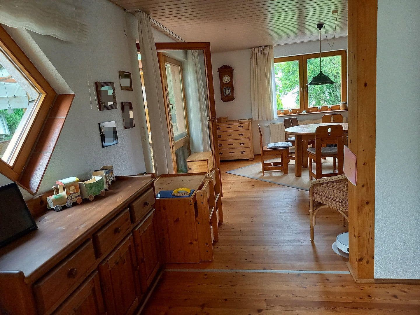 Predaj domu 195 m², pozemek 670 m², Leinzell, Bádensko-Wurttembersko Predaj domu 195 m², pozemek 670 m², Leinzell, Bádensko-Wurttembersko