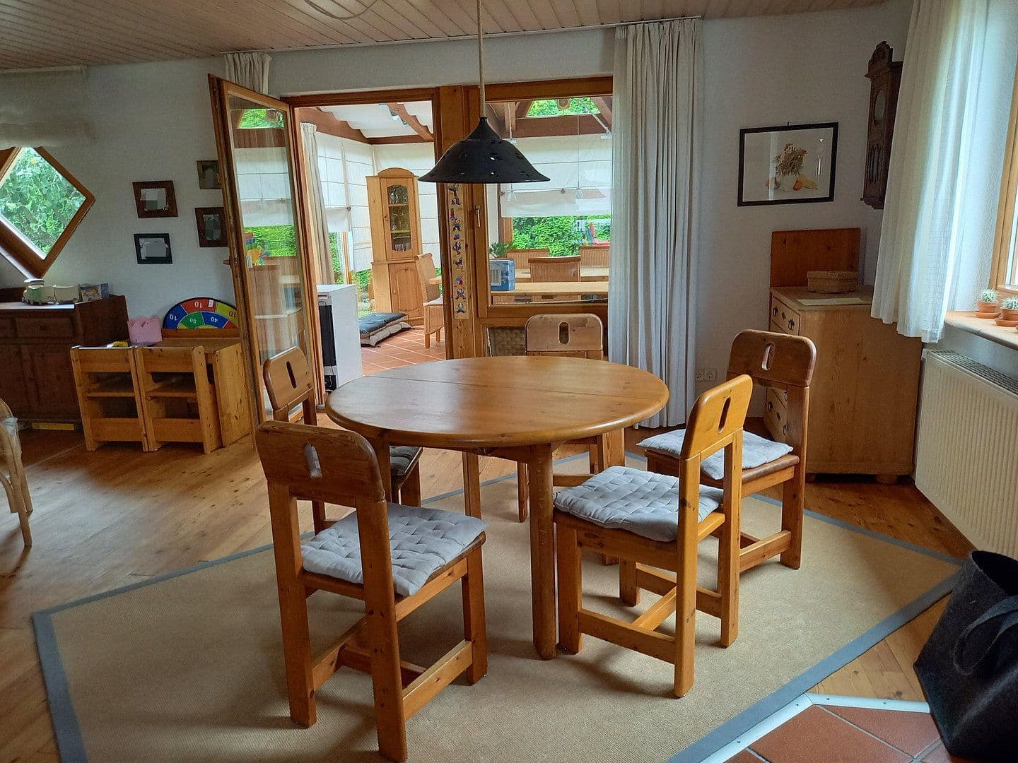 Predaj domu 195 m², pozemek 670 m², Leinzell, Bádensko-Wurttembersko Predaj domu 195 m², pozemek 670 m², Leinzell, Bádensko-Wurttembersko