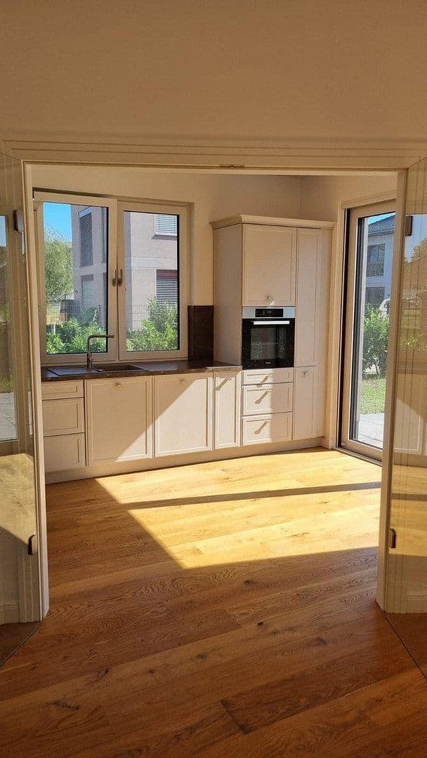 Prenájom domu 197 m², pozemek 485 m², Berlin, Berlín Prenájom domu 197 m², pozemek 485 m², Berlin, Berlín