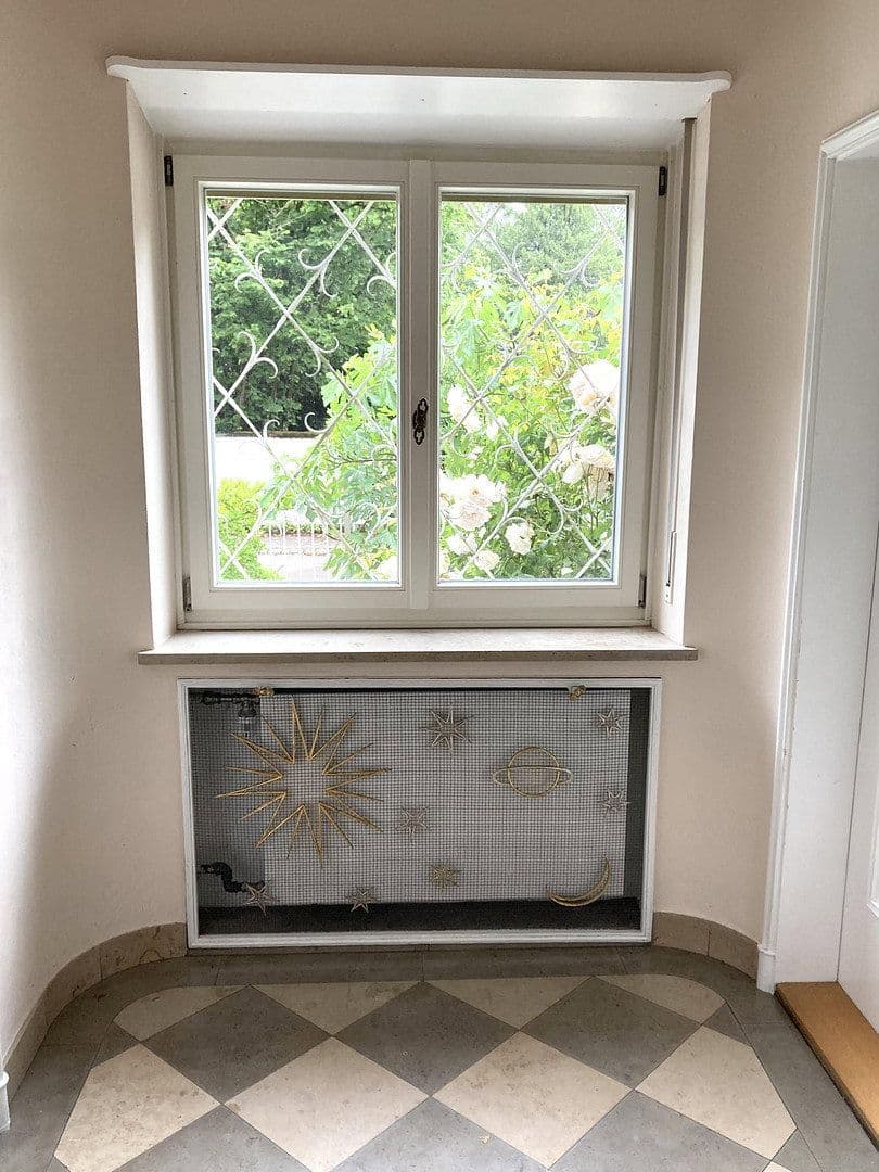 Predaj domu 330 m², pozemek 1.000 m², Augsburg, Bavorsko Predaj domu 330 m², pozemek 1.000 m², Augsburg, Bavorsko