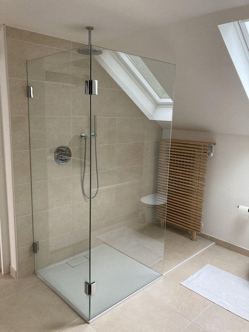 Predaj domu 330 m², pozemek 1.000 m², Augsburg, Bavorsko Predaj domu 330 m², pozemek 1.000 m², Augsburg, Bavorsko