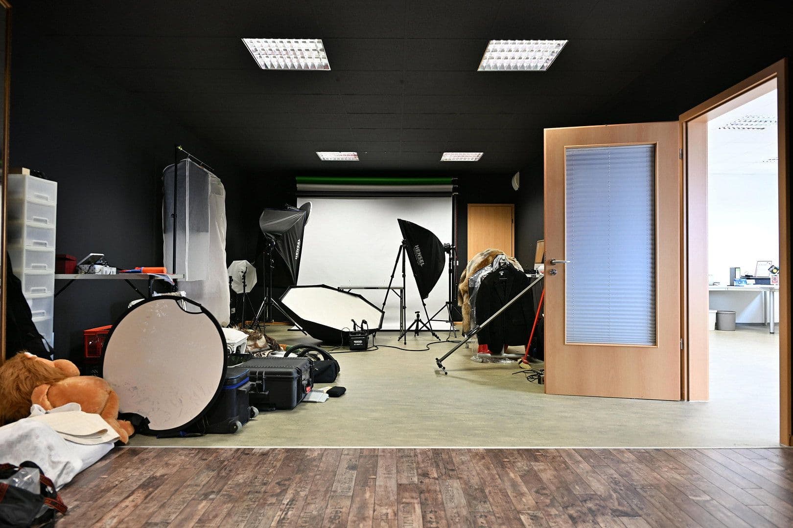 Predaj nebytového priestoru 5.000 m², Bad Säckingen, Bádensko-Wurttembersko Predaj nebytového priestoru 5.000 m², Bad Säckingen, Bádensko-Wurttembersko