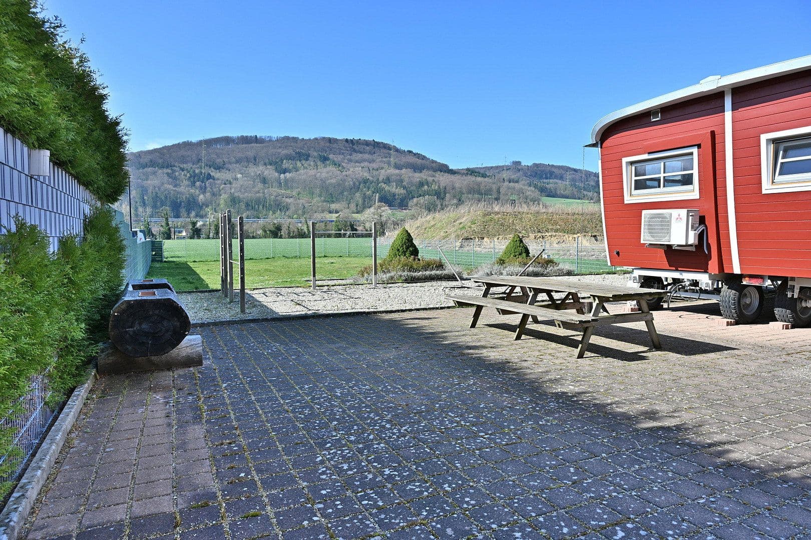 Predaj nebytového priestoru 5.000 m², Bad Säckingen, Bádensko-Wurttembersko Predaj nebytového priestoru 5.000 m², Bad Säckingen, Bádensko-Wurttembersko