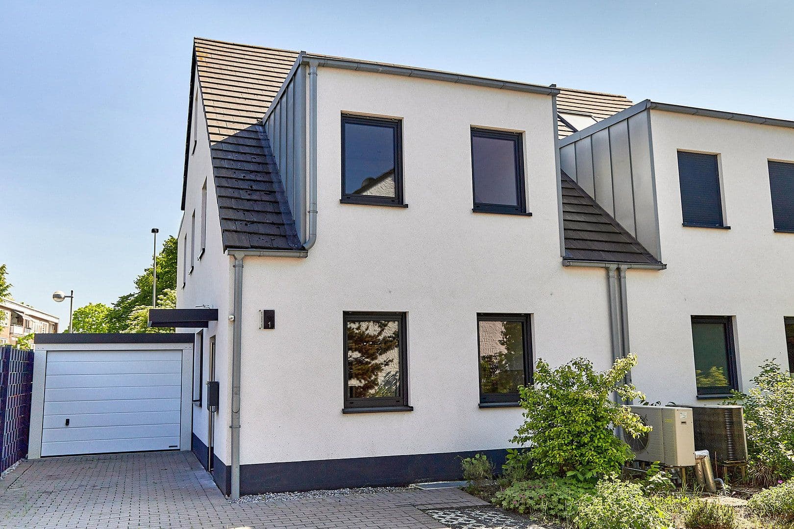 Predaj domu 205 m², pozemek 311 m², Meerbusch, Severné Porýnie - Westfálsko Predaj domu 205 m², pozemek 311 m², Meerbusch, Severné Porýnie - Westfálsko