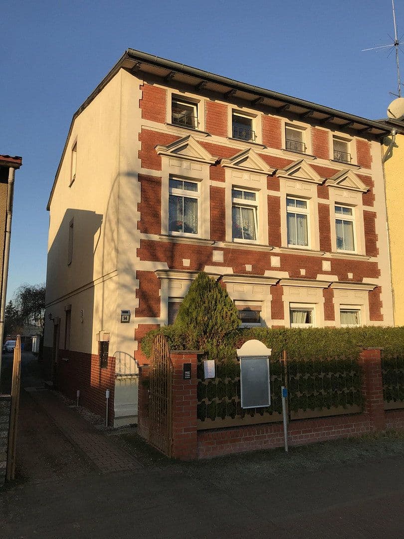 Predaj domu 255 m², pozemek 1.383 m², Chausseestr., Oranienburg, Brandenbursko Predaj domu 255 m², pozemek 1.383 m², Chausseestr., Oranienburg, Brandenbursko