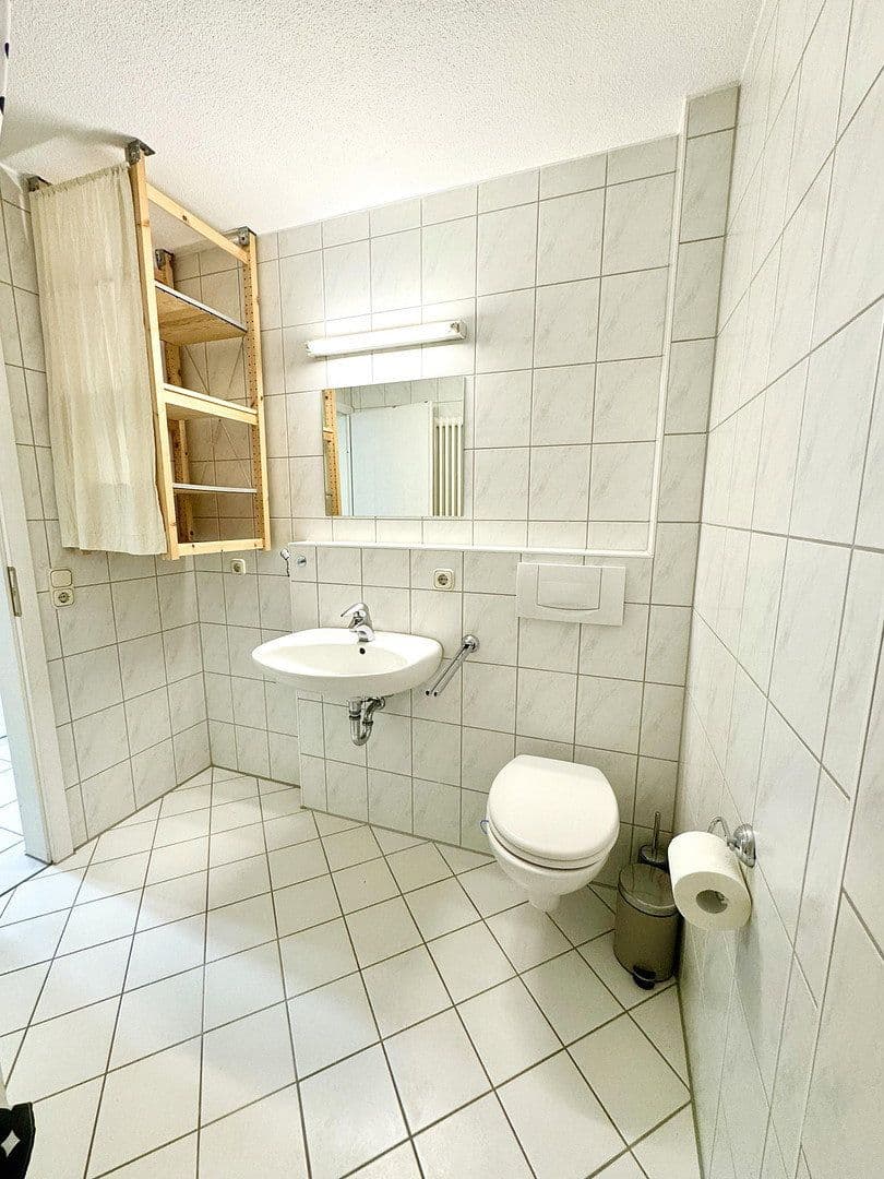 Prenájom bytu 1-izbový 40 m², Aidlingen, Bádensko-Wurttembersko Prenájom bytu 1-izbový 40 m², Aidlingen, Bádensko-Wurttembersko