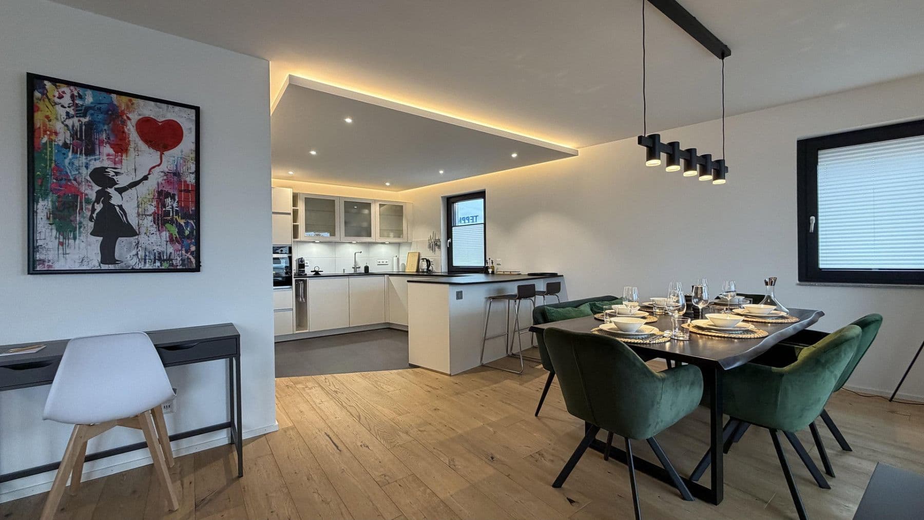 Prenájom bytu 3-izbový 150 m², Weil am Rhein, Bádensko-Wurttembersko Prenájom bytu 3-izbový 150 m², Weil am Rhein, Bádensko-Wurttembersko