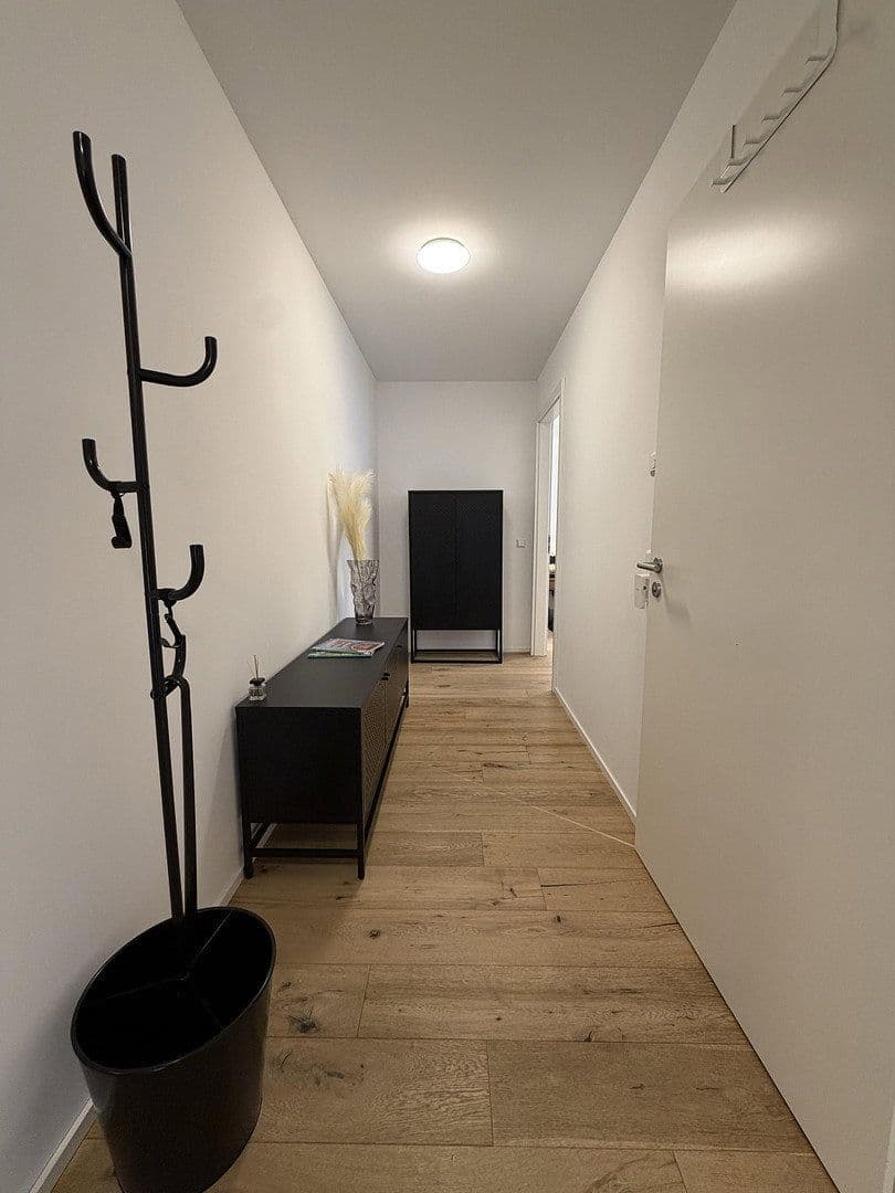 Prenájom bytu 3-izbový 150 m², Weil am Rhein, Bádensko-Wurttembersko Prenájom bytu 3-izbový 150 m², Weil am Rhein, Bádensko-Wurttembersko