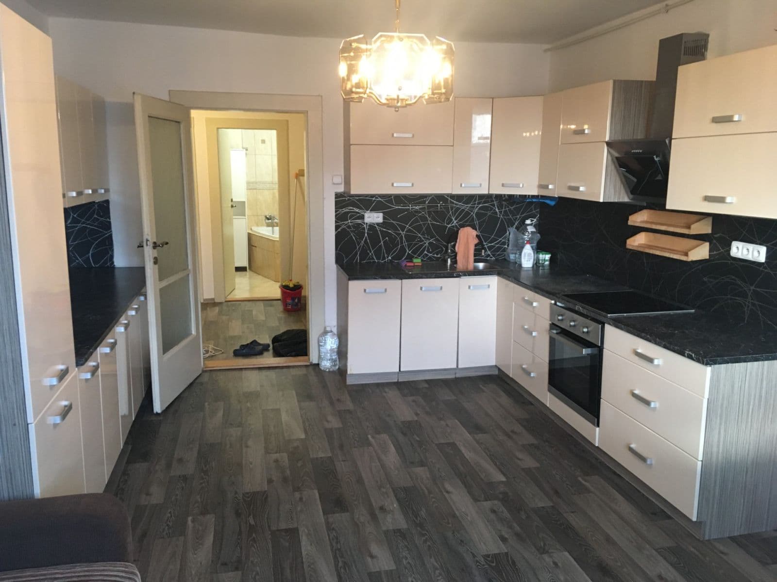 Prenájom bytu 3-izbový 70 m², Dražická, Benátky nad Jizerou, Středočeský kraj Prenájom bytu 3-izbový 70 m², Dražická, Benátky nad Jizerou, Středočeský kraj