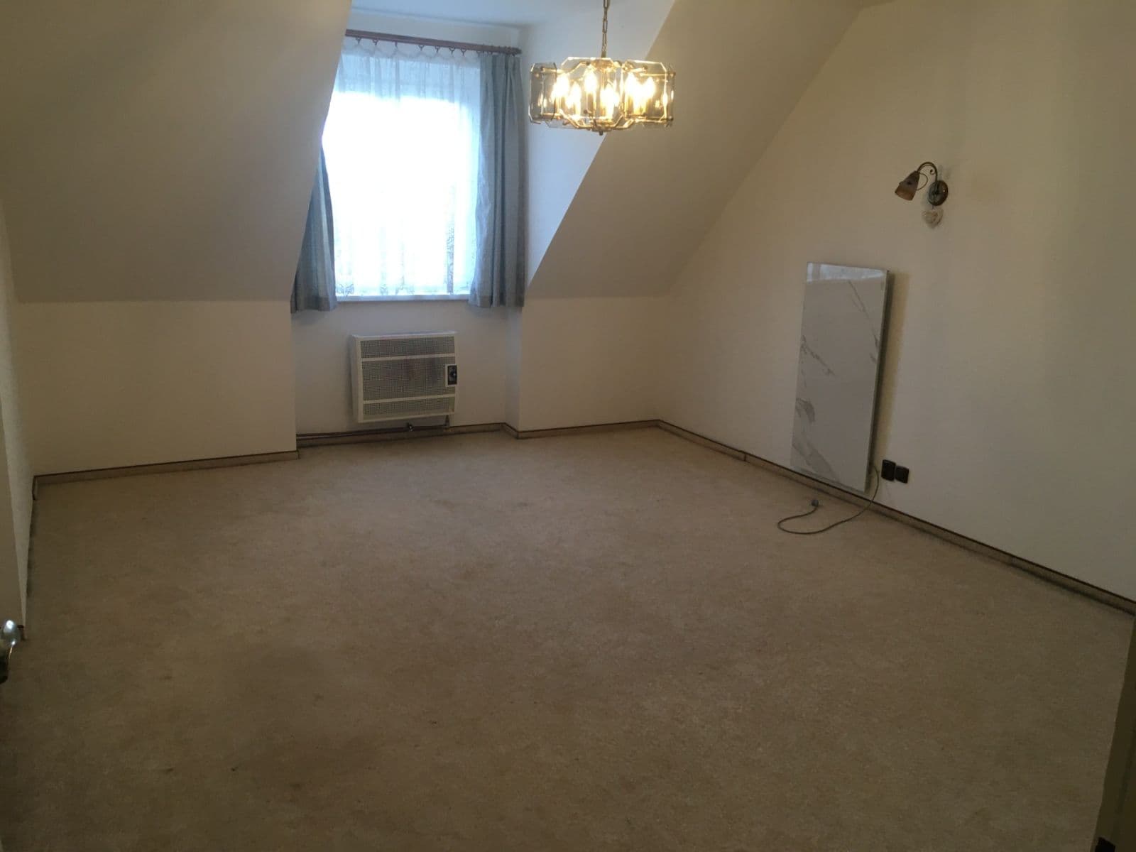 Prenájom bytu 3-izbový 70 m², Dražická, Benátky nad Jizerou, Středočeský kraj Prenájom bytu 3-izbový 70 m², Dražická, Benátky nad Jizerou, Středočeský kraj