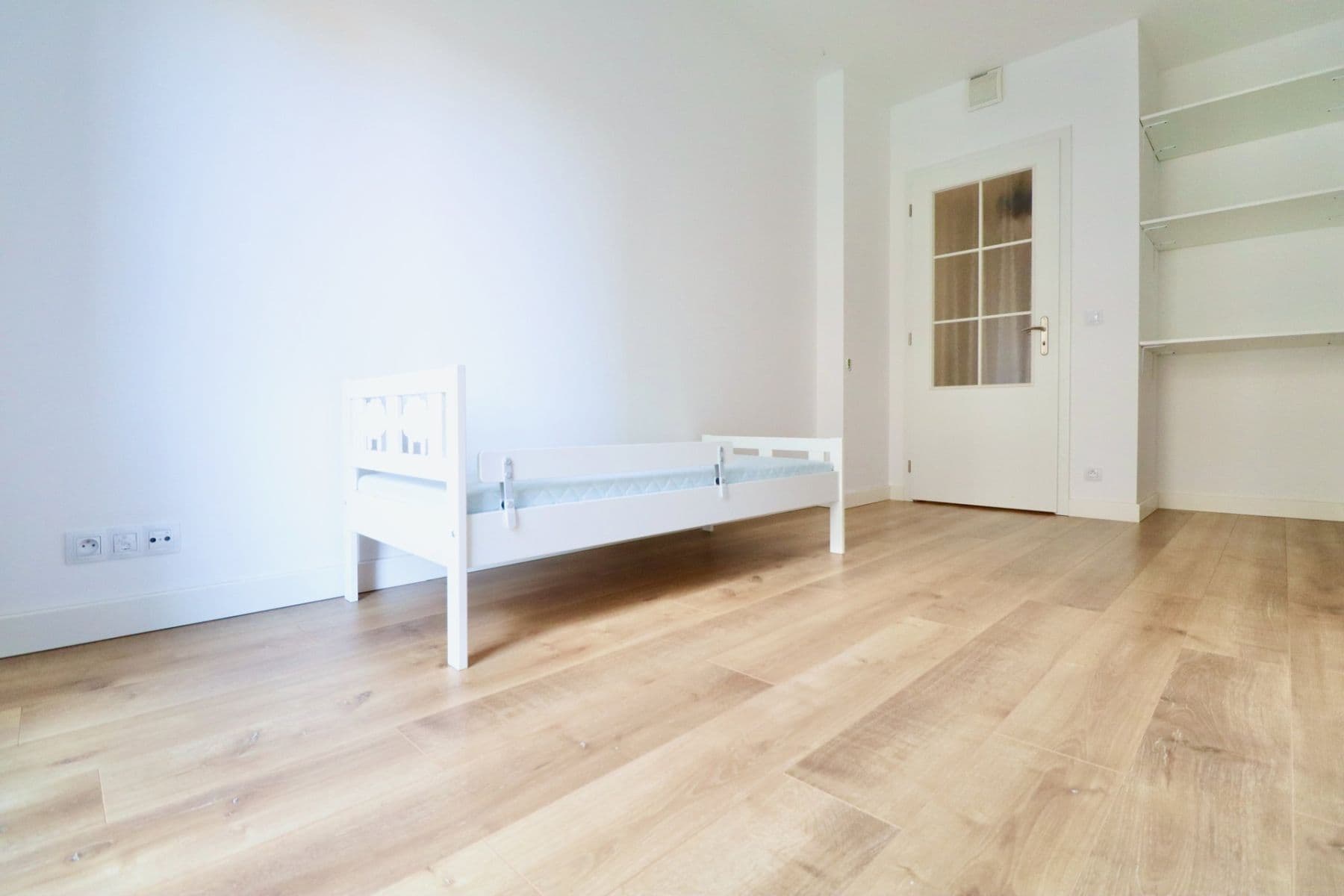 Prenájom bytu 3-izbový 74 m², Petržílkova, Praha, Praha Prenájom bytu 3-izbový 74 m², Petržílkova, Praha, Praha