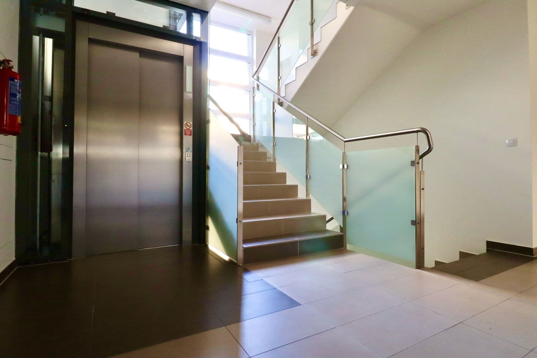 Prenájom bytu 3-izbový 74 m², Petržílkova, Praha, Praha Prenájom bytu 3-izbový 74 m², Petržílkova, Praha, Praha