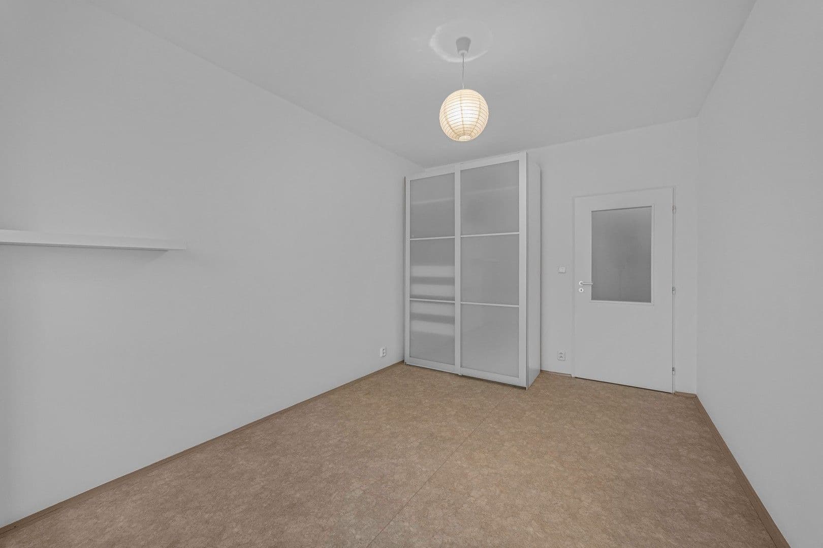 Prenájom bytu 2-izbový 42 m², Jarní, Hostivice, Středočeský kraj Prenájom bytu 2-izbový 42 m², Jarní, Hostivice, Středočeský kraj