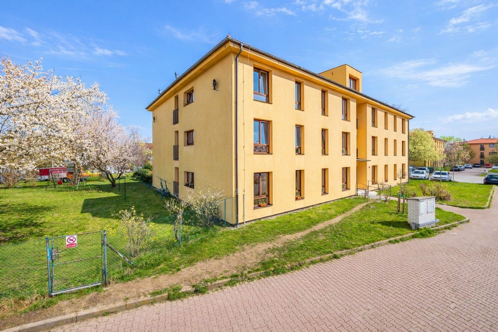 Prenájom bytu 2-izbový 42 m², Jarní, Hostivice, Středočeský kraj Prenájom bytu 2-izbový 42 m², Jarní, Hostivice, Středočeský kraj