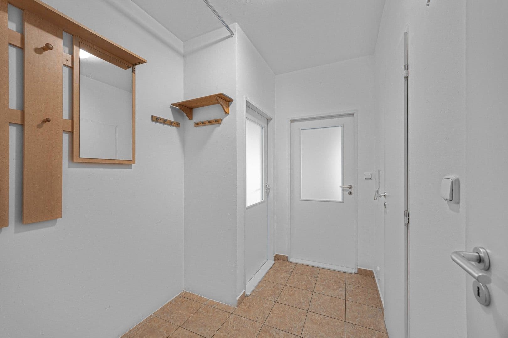 Prenájom bytu 2-izbový 42 m², Jarní, Hostivice, Středočeský kraj Prenájom bytu 2-izbový 42 m², Jarní, Hostivice, Středočeský kraj