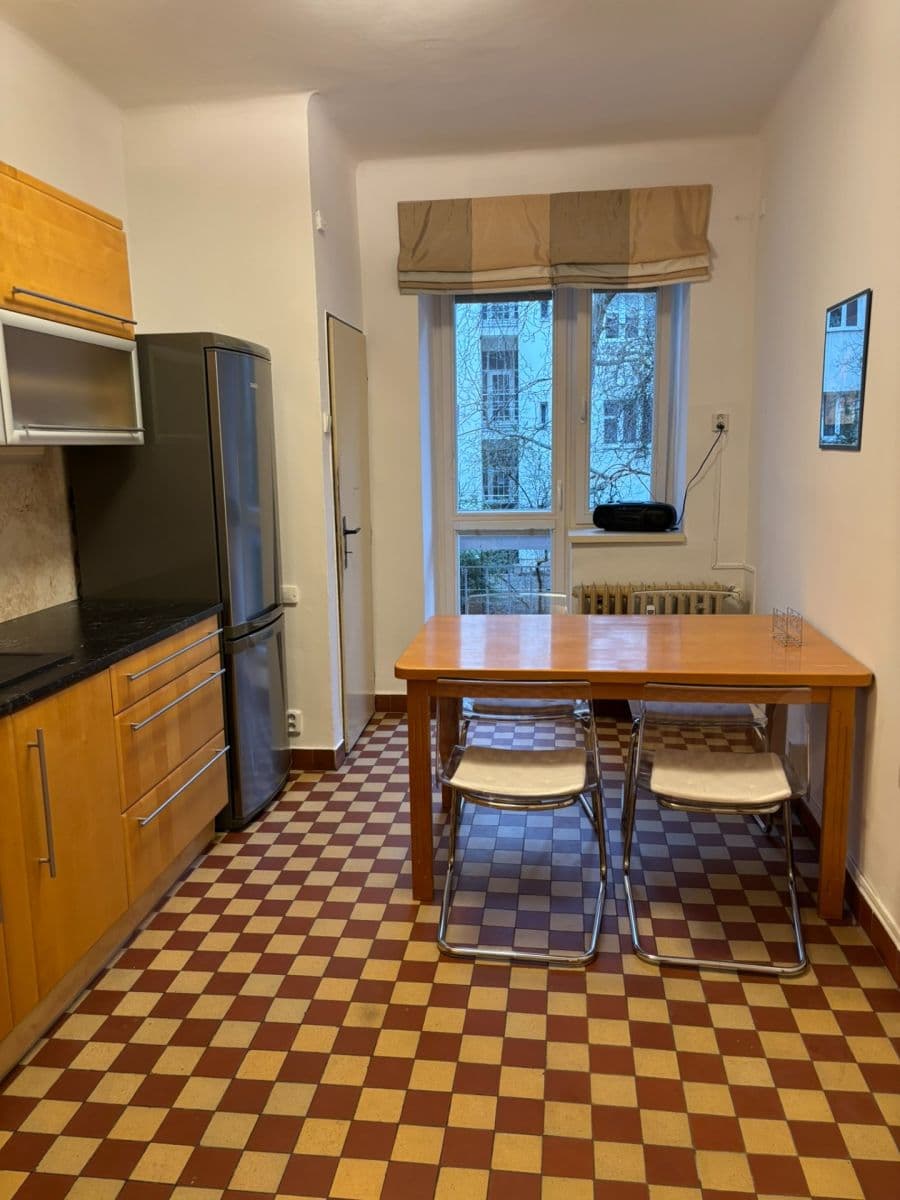 Prenájom bytu 2-izbový 74 m², Hartigova, Praha, Praha Prenájom bytu 2-izbový 74 m², Hartigova, Praha, Praha