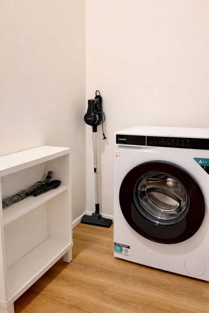 Prenájom bytu 1-izbový 24 m², Staropramenná, Praha, Praha Prenájom bytu 1-izbový 24 m², Staropramenná, Praha, Praha