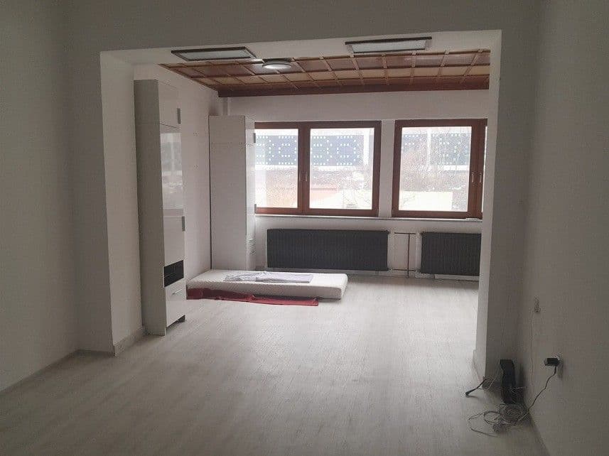 Prenájom domu 18 m², pozemek 1.000 m², Komenského, Bílovice nad Svitavou, Jihomoravský kraj Prenájom domu 18 m², pozemek 1.000 m², Komenského, Bílovice nad Svitavou, Jihomoravský kraj