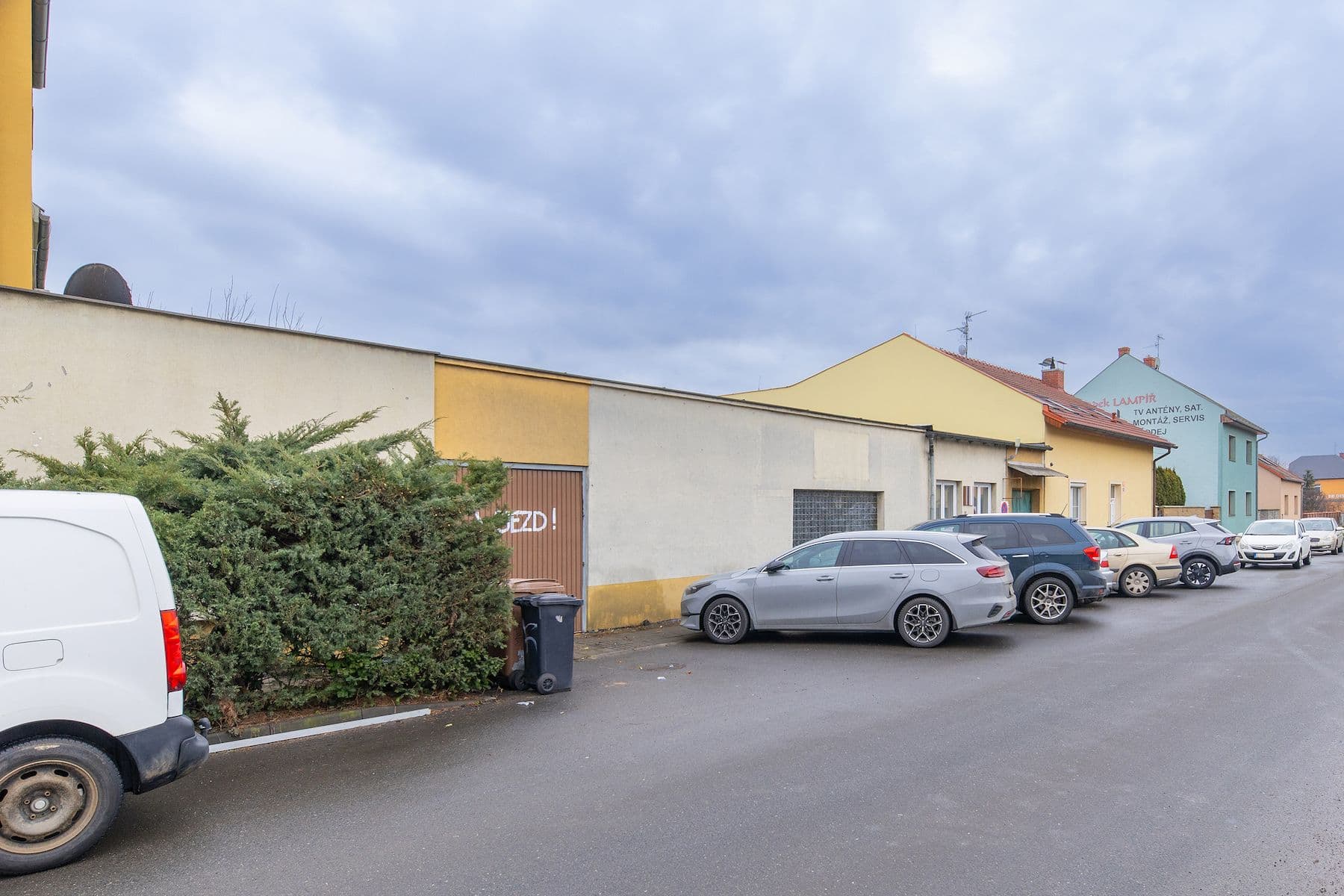 Predaj kancelárie 77 m², Přerovská, Olomouc, Olomoucký kraj Predaj kancelárie 77 m², Přerovská, Olomouc, Olomoucký kraj