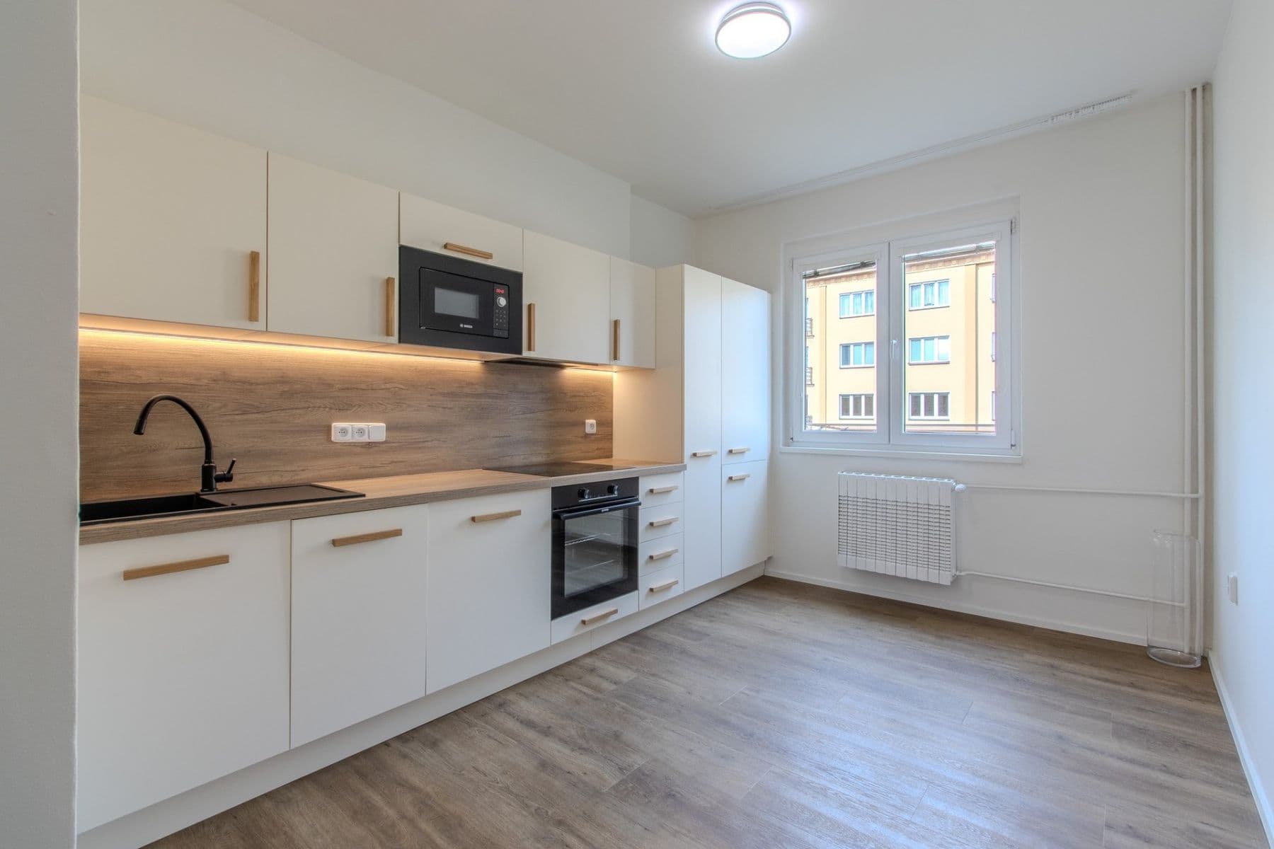 Prenájom bytu 2-izbový 68 m², Herálecká IV, Praha, Praha Prenájom bytu 2-izbový 68 m², Herálecká IV, Praha, Praha