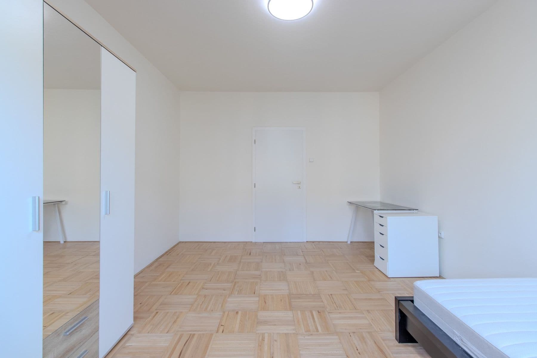 Prenájom bytu 2-izbový 68 m², Herálecká IV, Praha, Praha Prenájom bytu 2-izbový 68 m², Herálecká IV, Praha, Praha