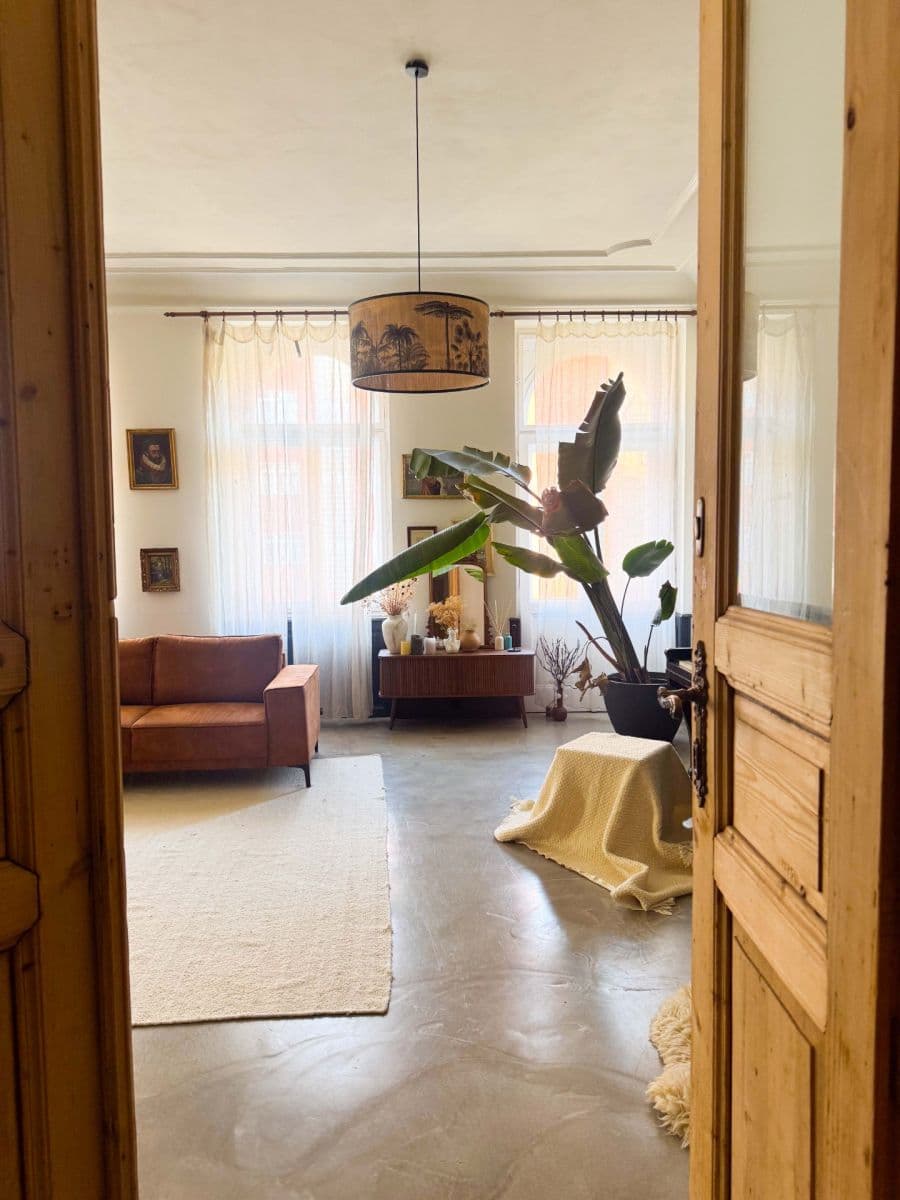 Prenájom bytu 2-izbový 124 m², Plaská, Praha, Praha Prenájom bytu 2-izbový 124 m², Plaská, Praha, Praha